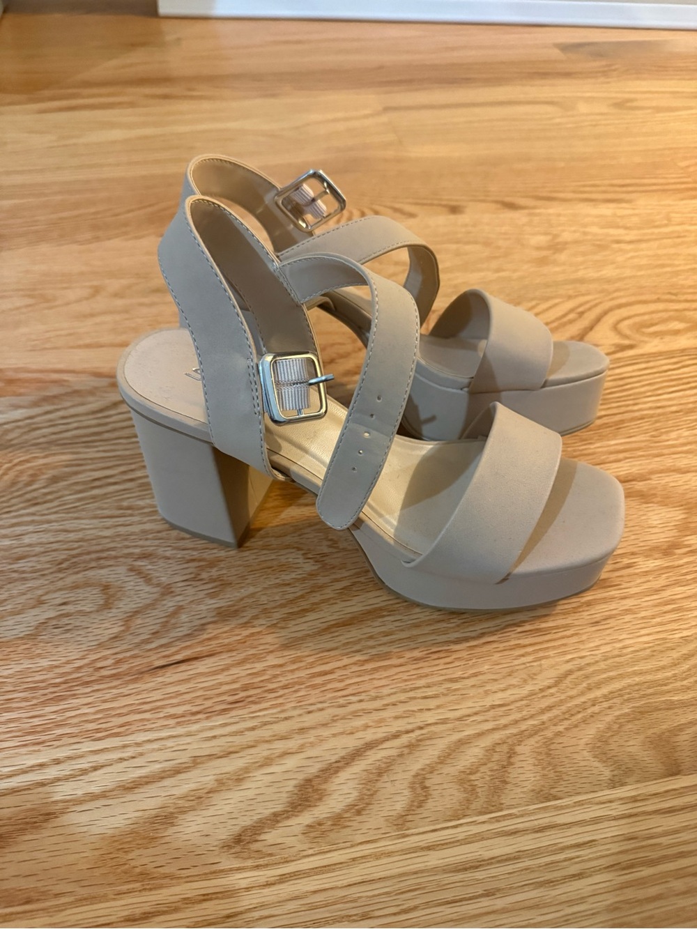 SODA Women's Nude Platform Block Heel Sandals NEW